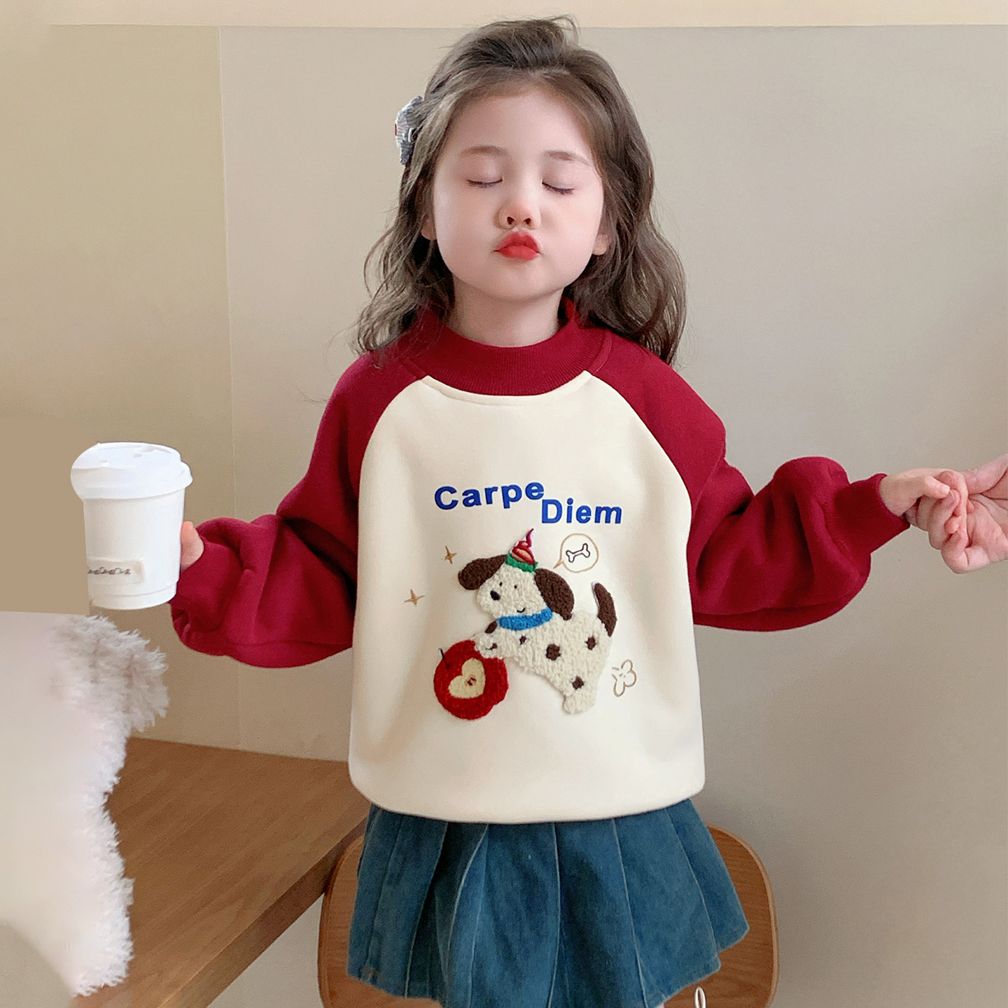 宝宝洋气加绒加厚卫衣保暖