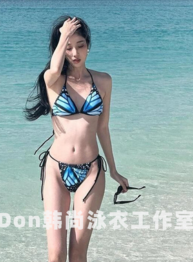 辣妹潮牌比基尼泳衣女2025小众蓝色蝴蝶印花小胸聚拢绑带度假泳装