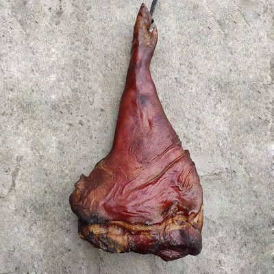 农家手工自制整只腊猪蹄猪蹄子