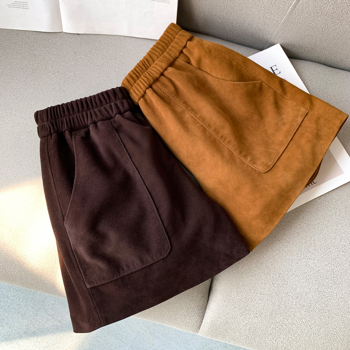 高级感2025秋新款咖色反绒皮真皮短裤女绵羊皮松紧高腰显瘦阔腿裤,女装/女士精品,皮裤,淘宝优惠券,粉丝福利购,淘宝优惠卷