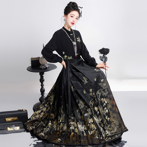 采莲归【化蝶】原创马面裙2025新款汉服明制织金马面裙女半身秋冬