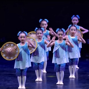 喜雨儿童舞蹈表演服装古典中国舞秧歌服编织斗笠道具新款表演服女