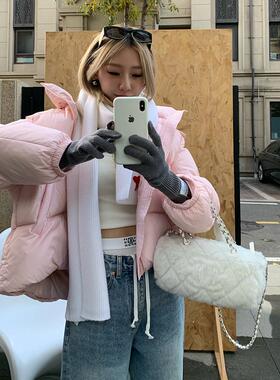 Oh！Me Tell【JN同款】粉色保暖轻盈宽松短款连帽羽绒服女