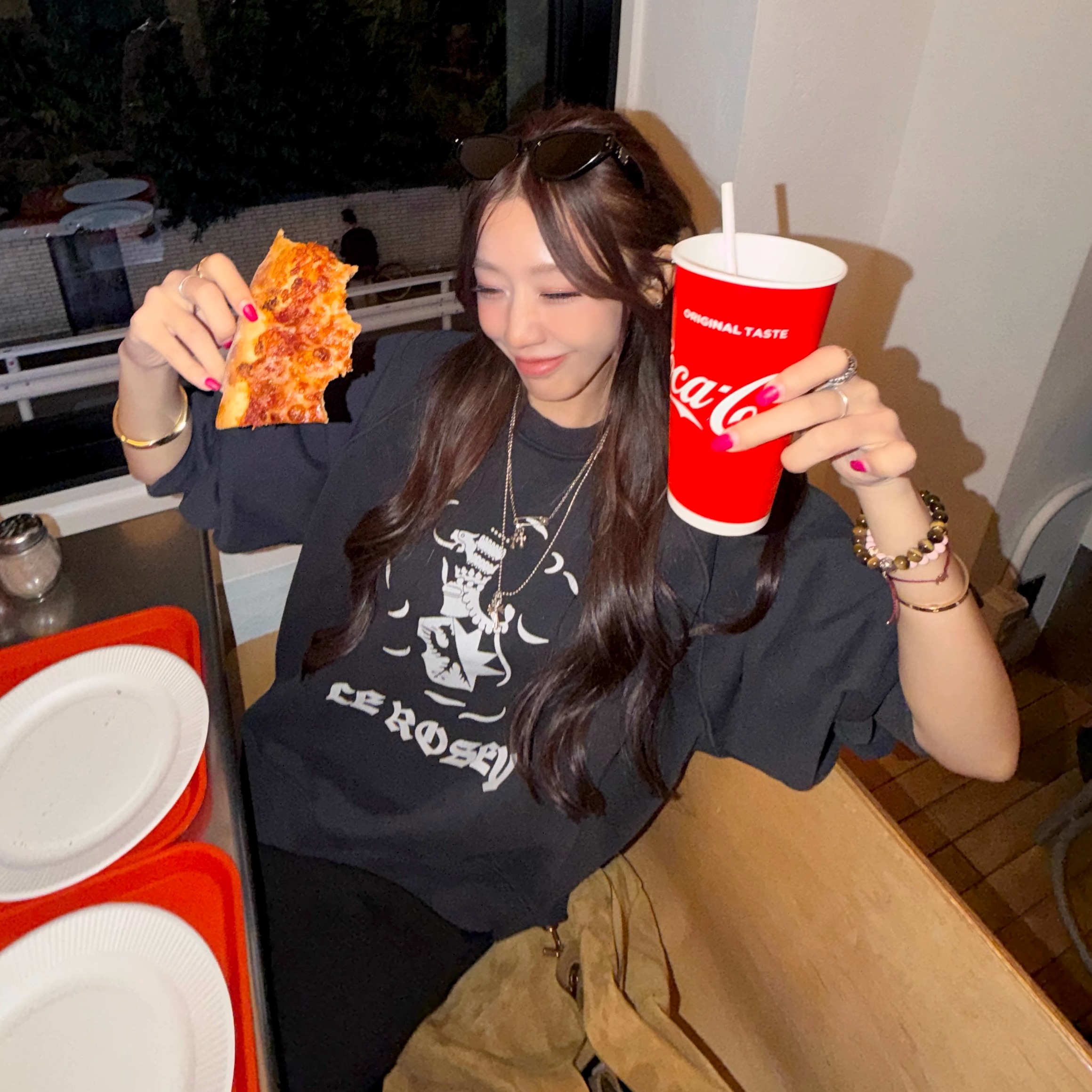 朴彩英同款水洗加绒卫衣