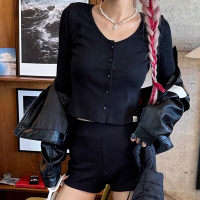 修身弹力肤感开衫+短裤