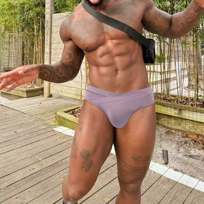 性感男士低腰纯色三角内裤无痕大V紧身修莫代尔冰丝滑露臀透气薄