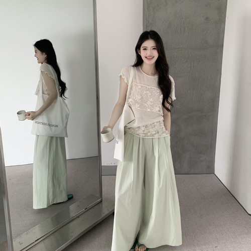 grapestone -白色网纱刺绣吊带背心+三角巾两件套套装2878