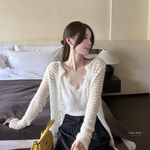 DARA ROSE-秋上新韩系ins风设计感镂空圆领针织开衫QK831