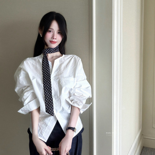 DARA ROSE-早秋上新韩系简约设计感v领衬衫波点飘带衬衫V9018