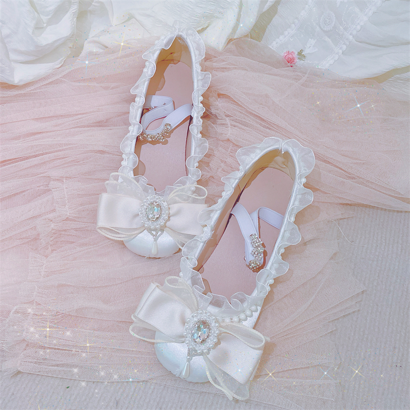 珍珠少女圆头蕾丝LO鞋