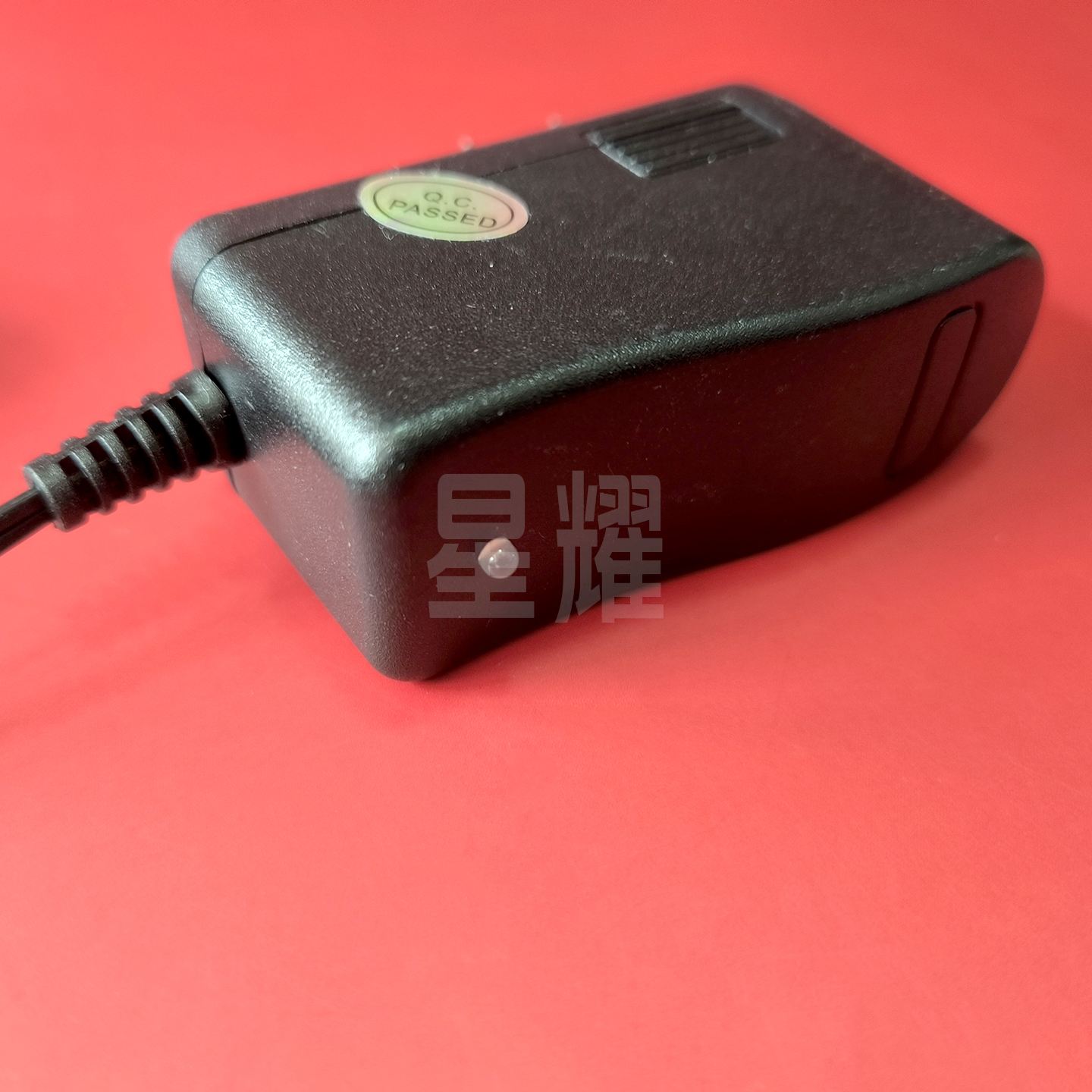 华荣GAD105C/D多功能充电器