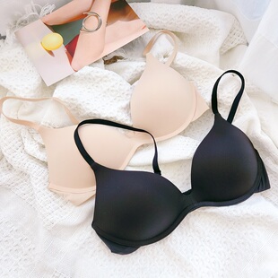 新款光面薄杯文胸舒适透气上托无钢圈简约内衣时尚女士胸罩包邮