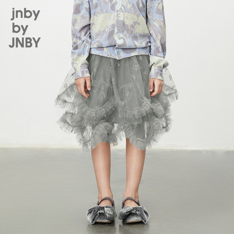 江南布衣童装网纱短款半身裙可爱木耳边刺绣春女童儿童jnbybyj