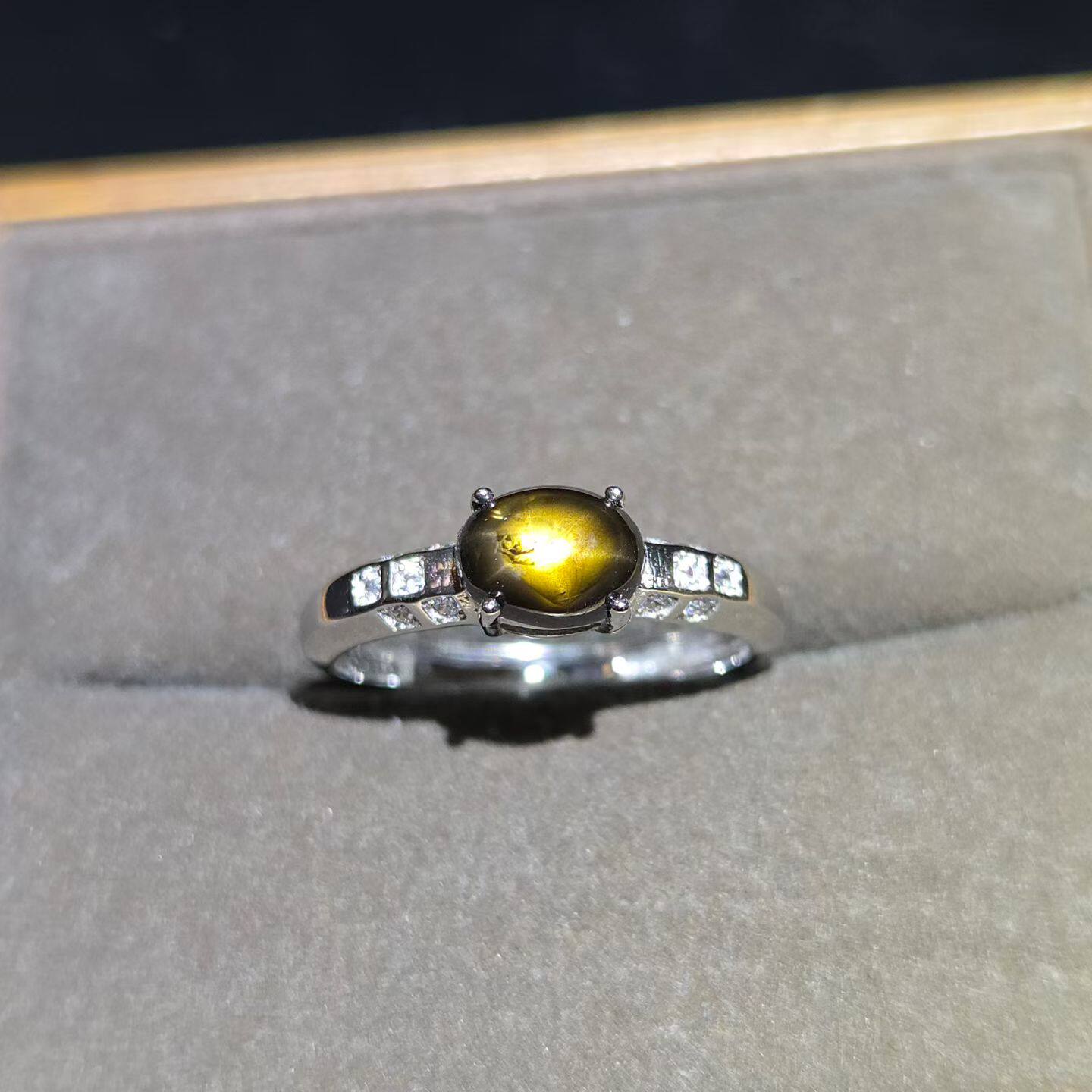 天然稀少的黄色星光蓝宝石戒指黄色星线5*7mm925银镶孤品黄星黄蕊
