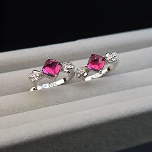 天然糖塔石榴石镁铝耳扣糖塔山全净体晶莹剔透直径5mm925银镶