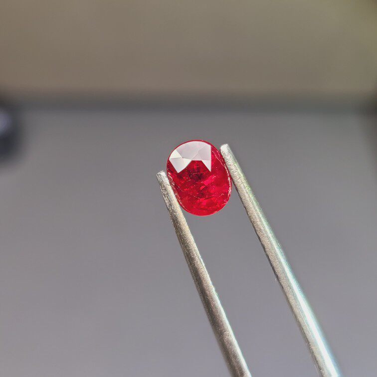 天然红宝石戒面 红宝石裸石 鸽血红色 1.21克拉 收藏品