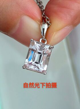 天然摩根石吊坠重量3.1克拉全净体实物闪透亮淡粉色 德式切割