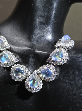 月光石项链蓝月光锁骨链水滴形状链牌样式天然月光毕业级别