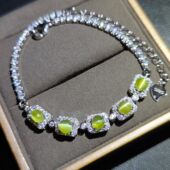 金绿猫眼天然猫眼石手链重量2克拉直径4mm左右眼线清晰蜜糖色精品