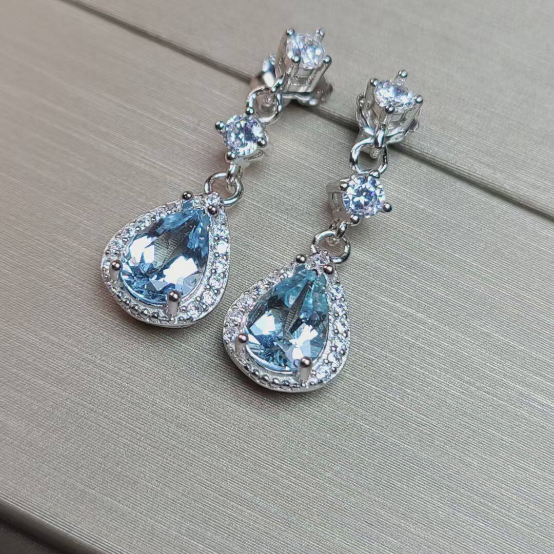 海蓝宝耳坠  清新色 布灵布灵闪  流动温柔 干净清爽三月生辰石