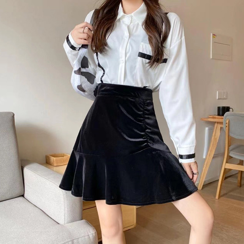 a字黑色半身裙女春夏季高腰显瘦休闲抽褶松紧腰金丝绒短款小个子