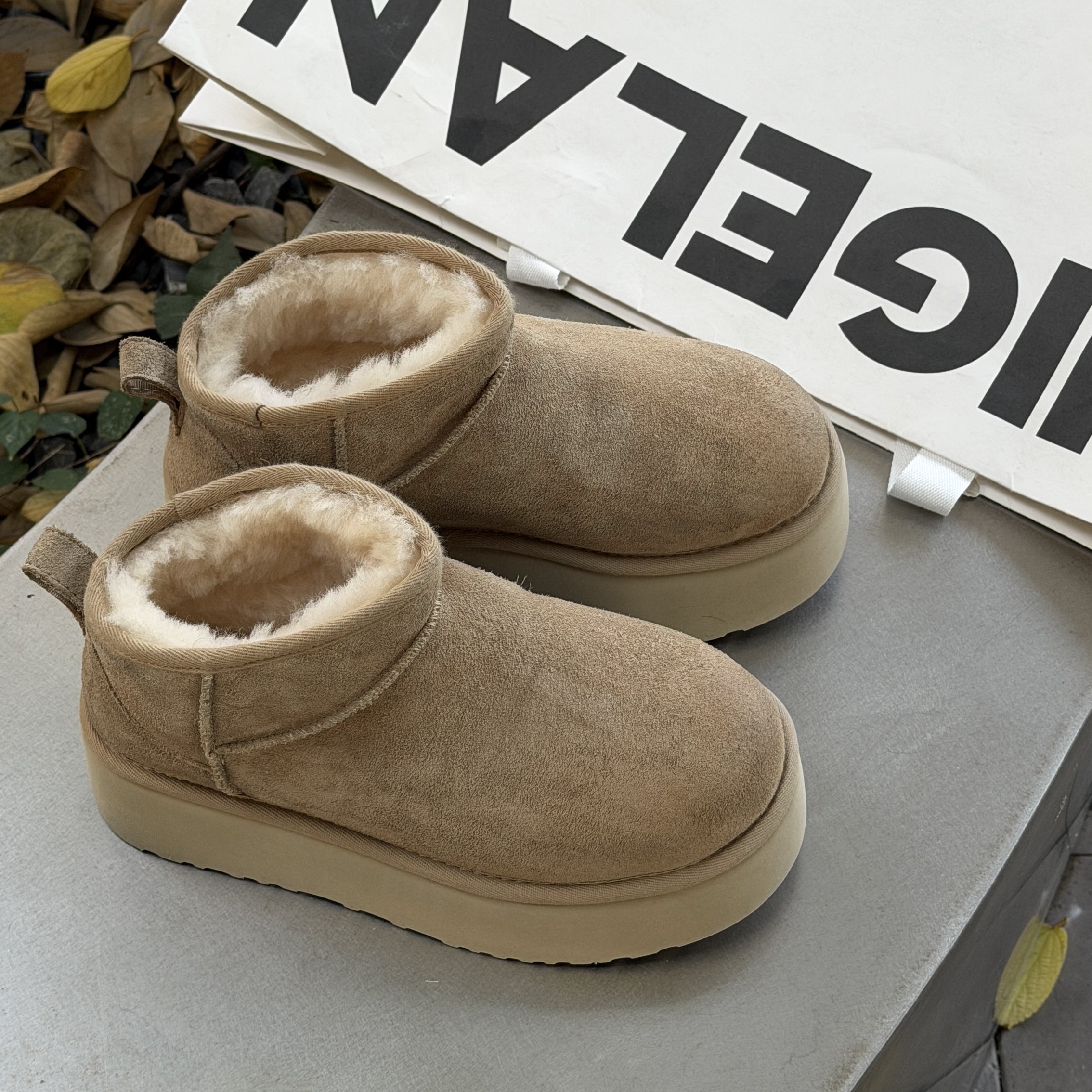 诗歌兰2025新款真皮厚底雪地靴