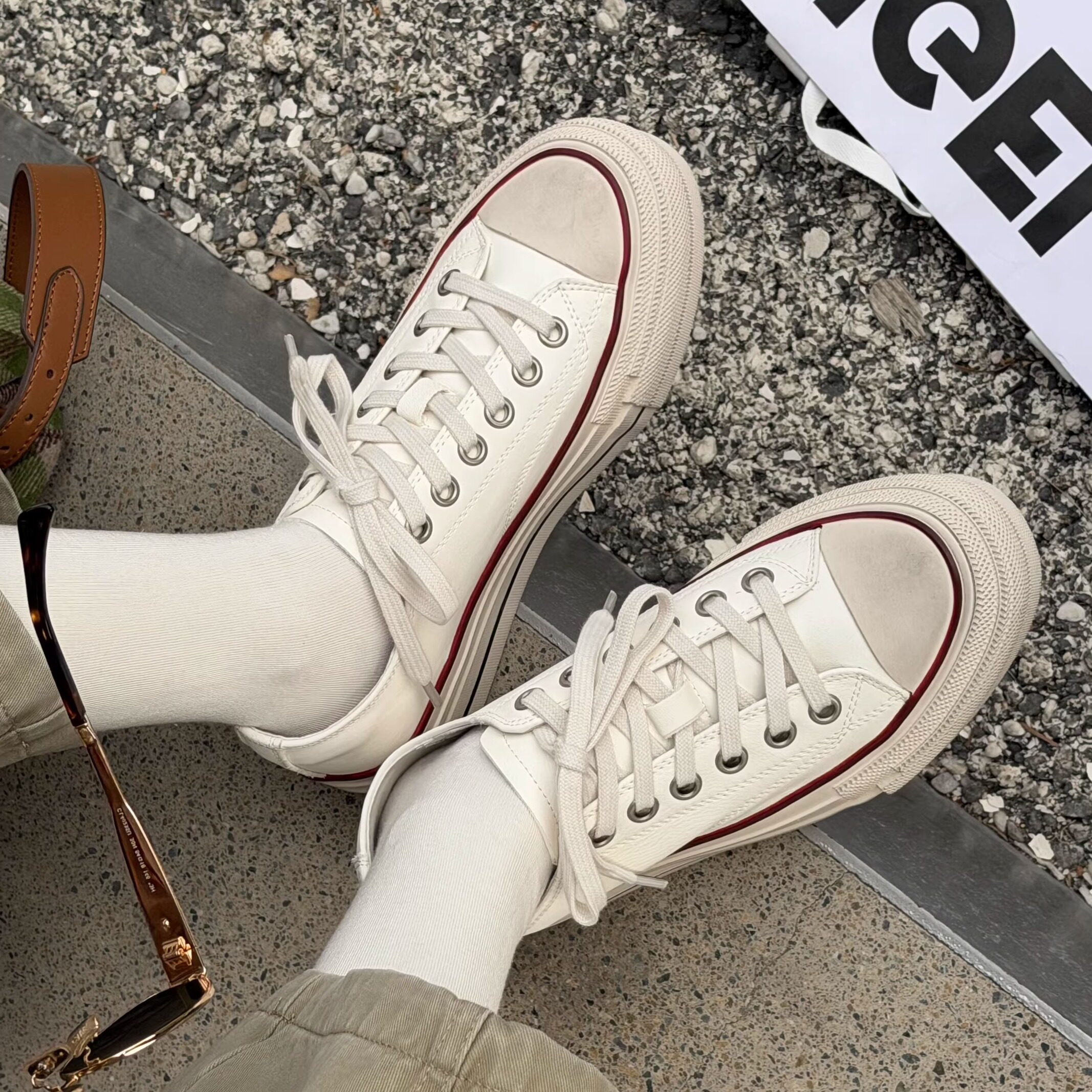 诗歌兰2026年春新款韩版白色系带板鞋女少女百搭经典复古休闲鞋潮