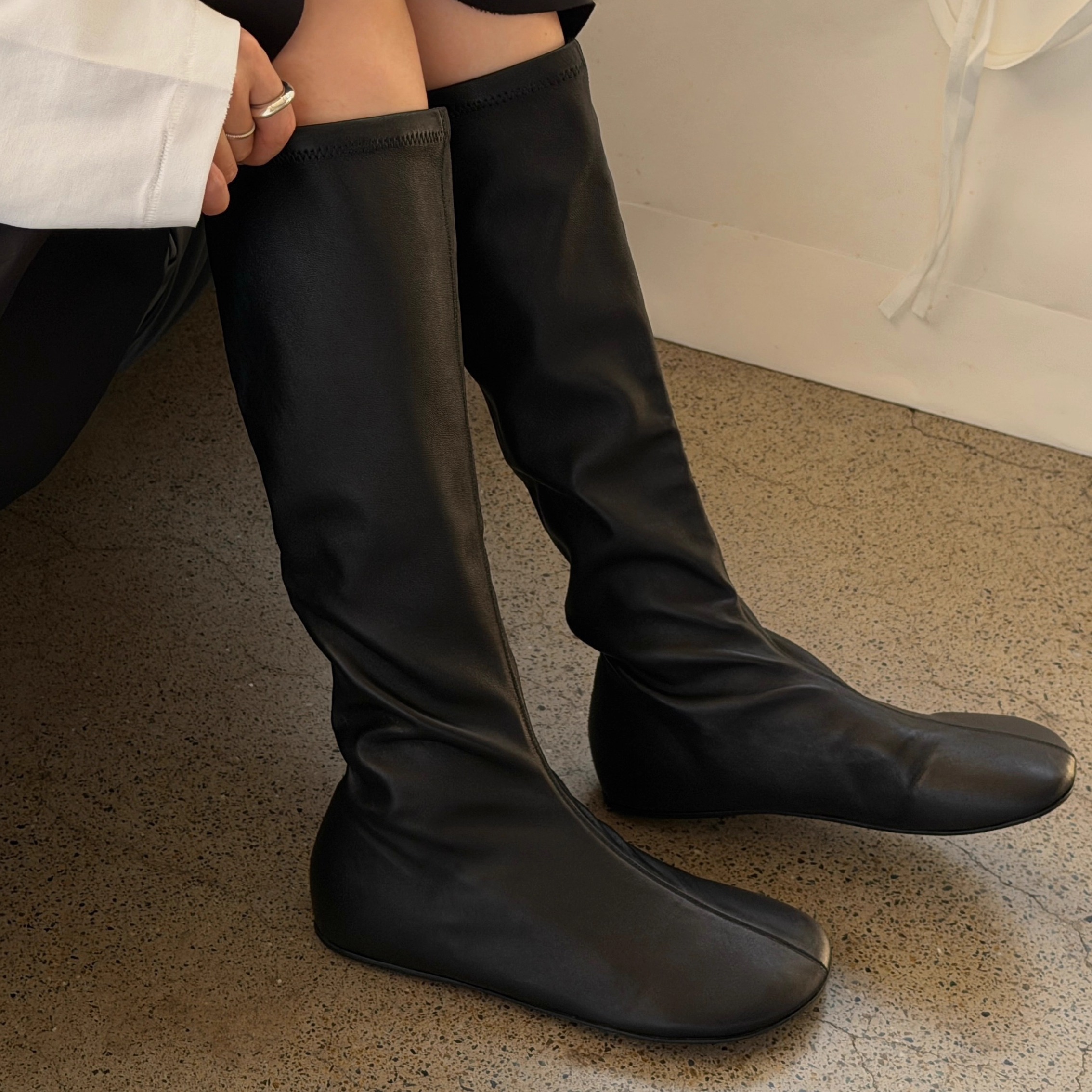 诗歌兰2025新款羊皮复古弹力靴