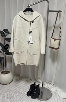 米色牛角扣连帽双面羊绒大衣女冬季小个子中长款羊毛呢外套女