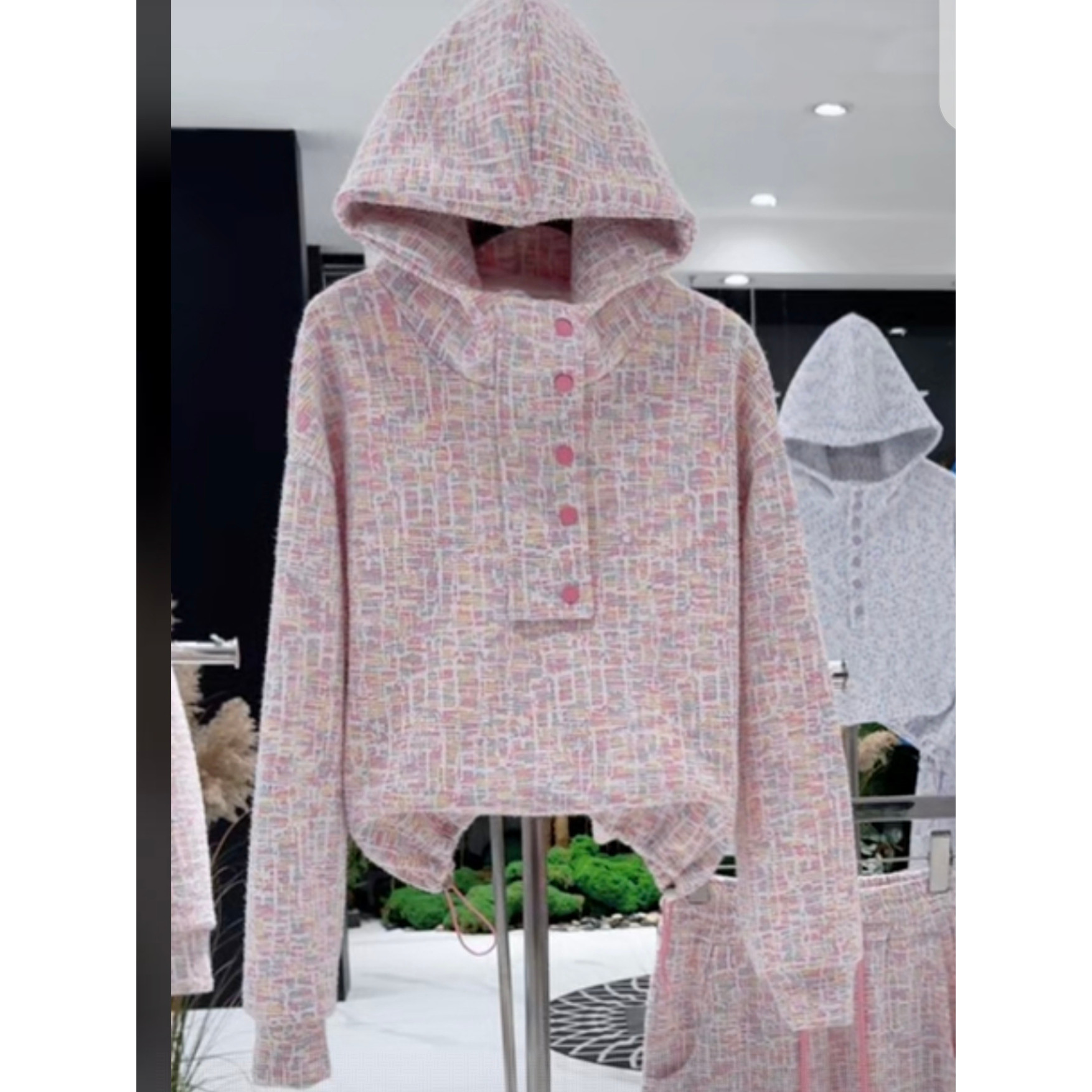 2025秋季设计师新款休闲时尚百搭潮流舒适显瘦定制粉花连帽卫衣,女装/女士精品,时尚套装,淘宝优惠券,粉丝福利购,淘宝优惠卷