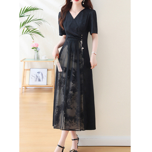 V领裙子显瘦简约 微胖遮肚收腰国风新中式 连衣裙胖mm2026夏季 新款