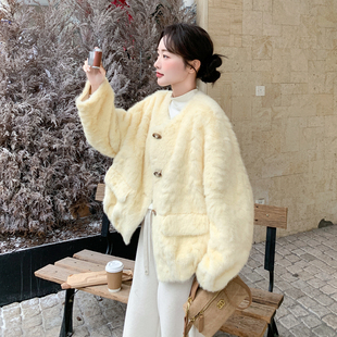 鹅黄色独特漂亮巨好看软糯毛绒外套女2025冬季新款轻奢高级感棉服