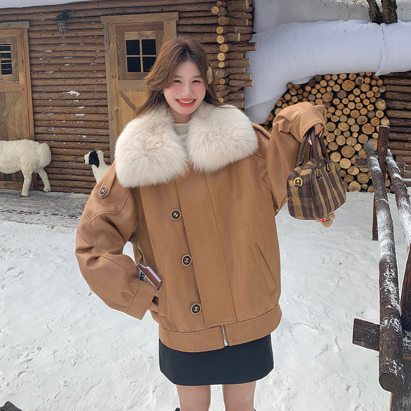 甜酷气质皮毛一体加厚保暖羽绒服女2025年冬季新款披肩翻毛领外套