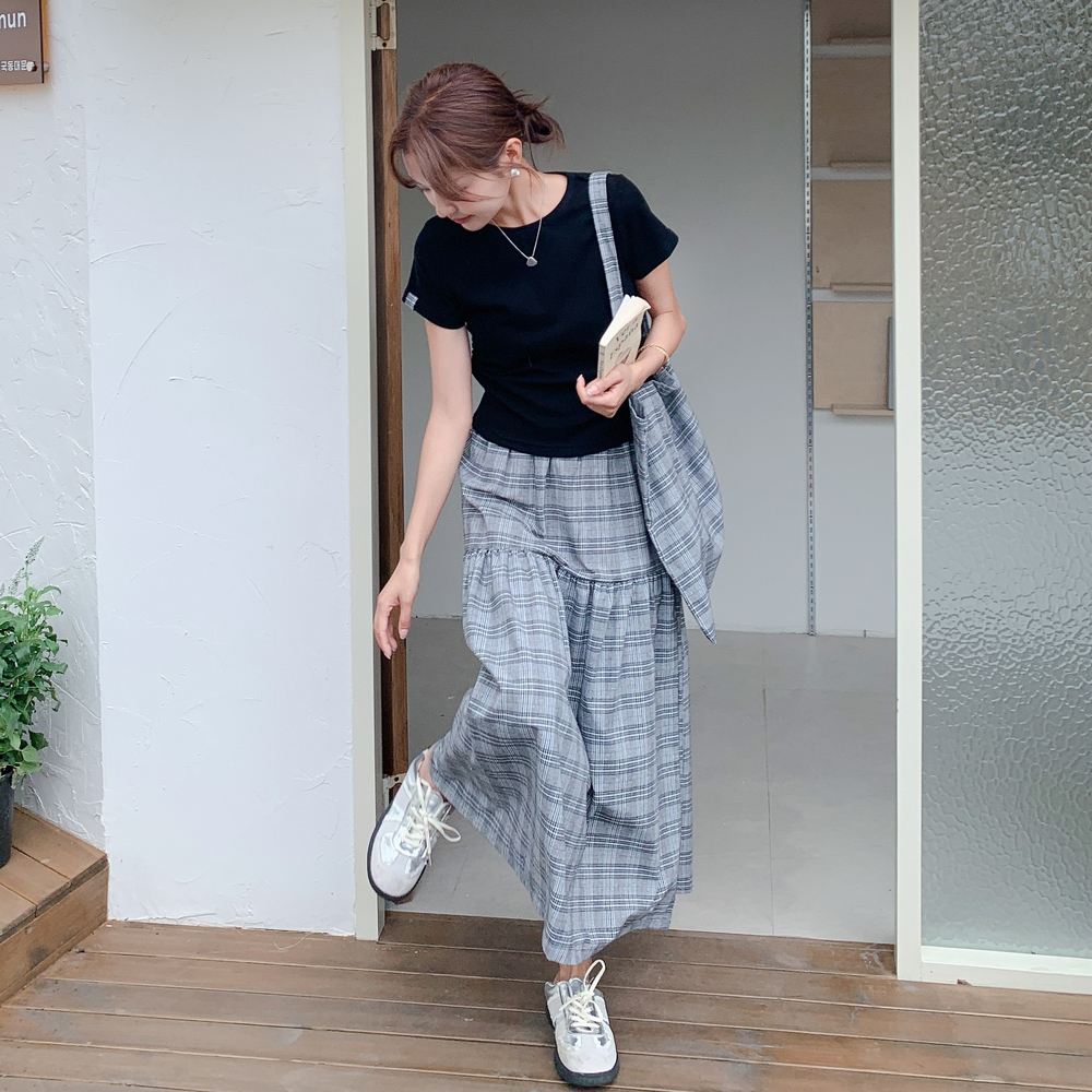 韩版学院风俏皮减龄T恤套装裙女2025年夏季新款格纹半身裙两件套