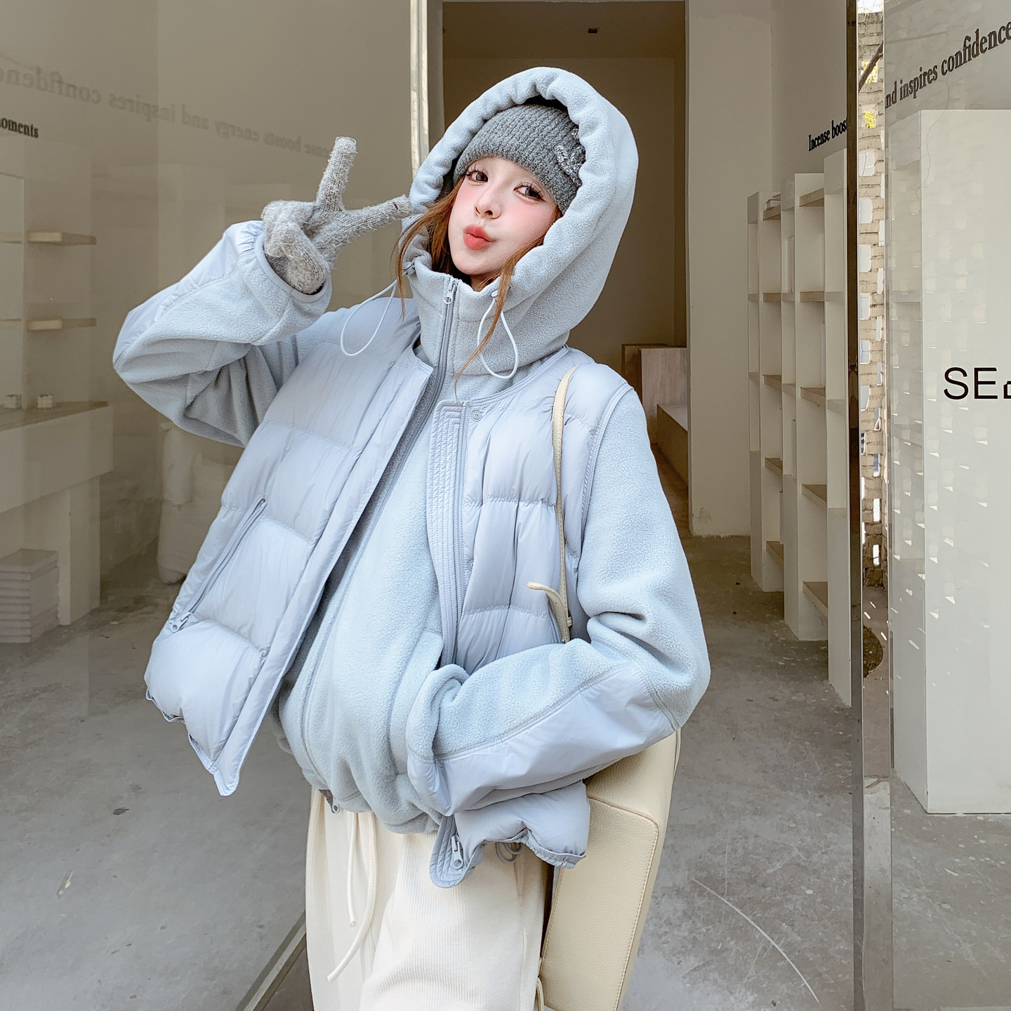 韩版气质颗粒绒连帽卫衣套装女2025冬新款90白鸭绒羽绒马甲两件套