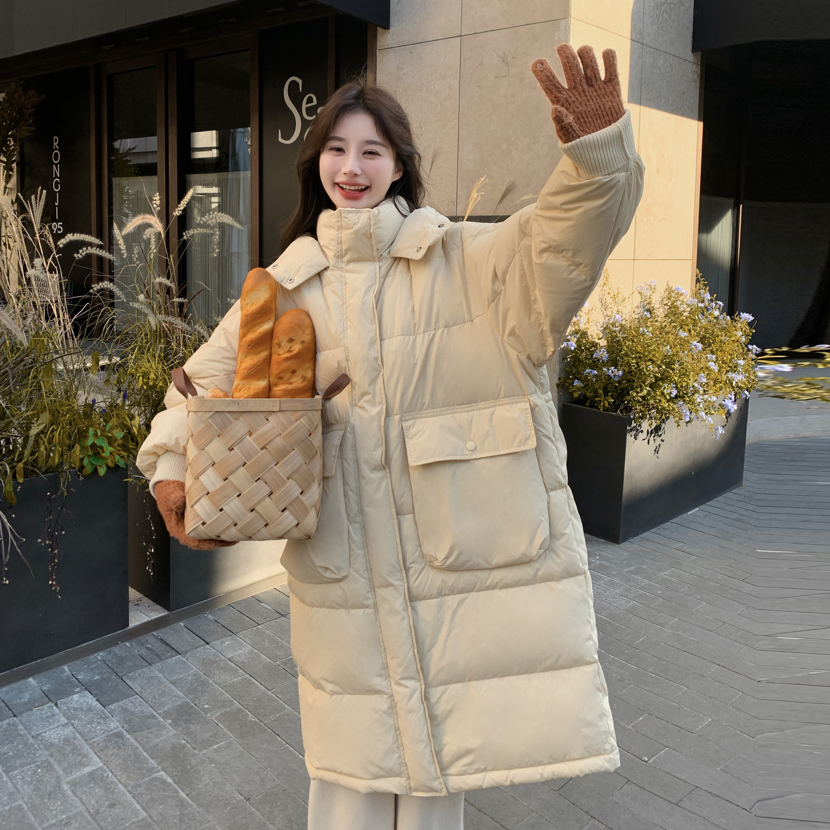 黄色超好看爆款连帽羽绒服女2025年冬季新款90白鸭绒加厚保暖外套
