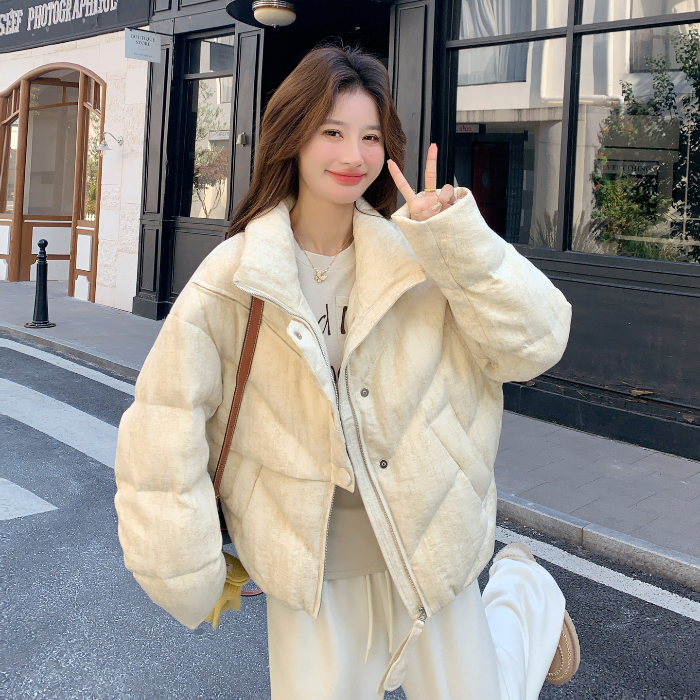 米白色小个子超火爆款羽绒服女2025冬季新款90白鸭绒防风保暖外套