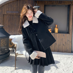 黑色千金风小香毛呢套装裙女2025冬新款90白鸭绒外套百褶裙两件套