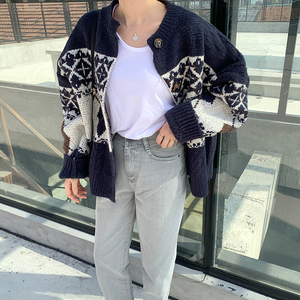 市舶司现货北欧风情复古提花 韩国女装春秋新款菱形格针织衫女