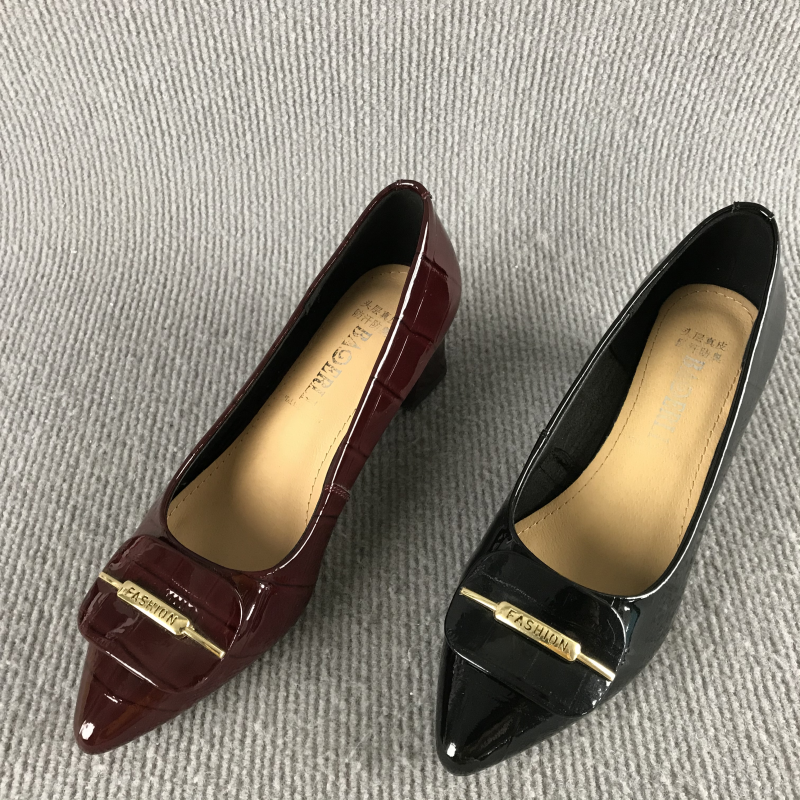 专柜手工女鞋断码撤柜处理春夏浅口单鞋漆皮一脚蹬通勤百搭高跟鞋