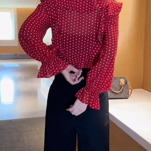 2026秋季新款韩系大码波点气质红色T恤上衣设计感长袖上衣百搭