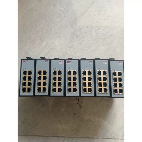 议价道尔斯特工业交换机DST-SW-8TX，实物拍摄，装机未使用