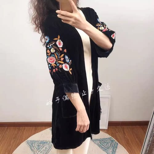 新款刺绣黑色2024SS丝绒风衣潮感
