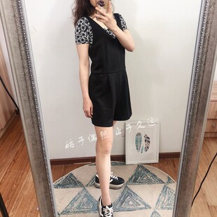 摩登极简 别具匠心 2025春季新款女装显瘦黑色厚实背带短裤连体裤