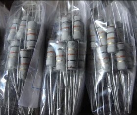 1/2W  150K欧 一个包装500个=7元 直插电阻 1/2W150K欧欧电阻直插