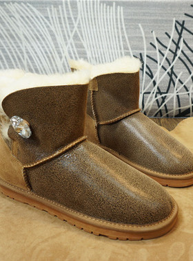 新款真皮羊毛一体雪地靴 短筒靴 一粒扣保暖女靴棉靴套筒靴21-17A