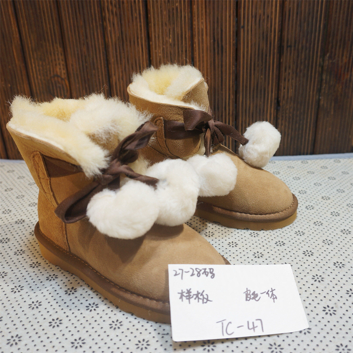 (看说明）秋冬款真皮儿童雪地靴保暖棉鞋棉靴超值多款多色TC1-24