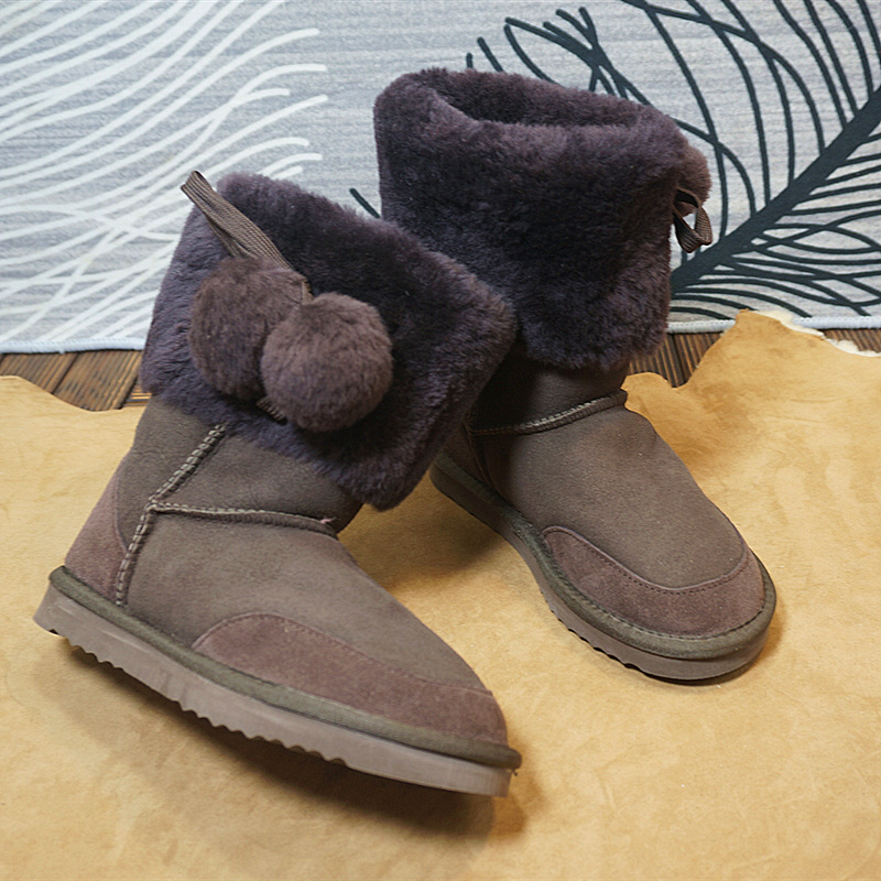 冬季新款真皮羊皮毛一体雪地靴 高筒靴 套筒毛球保暖棉靴 69-2