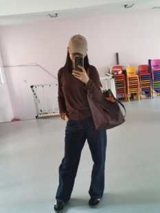 缩纹植鞣牛皮复古做旧高级感水桶包大容量真皮百搭单肩斜挎懒人包