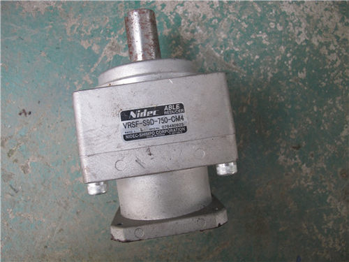 新宝减速机VRSF-S9D-750-CM4